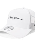 ニューエラ 9FORTY A-FRAME TRUCKER HANDWRITTEN LOGO ホワイト