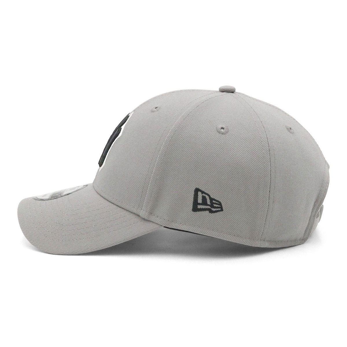 ニューエラ キャップ 9FORTY / CLOTH STRAP SIDE PATCH UNDER VISOR NY