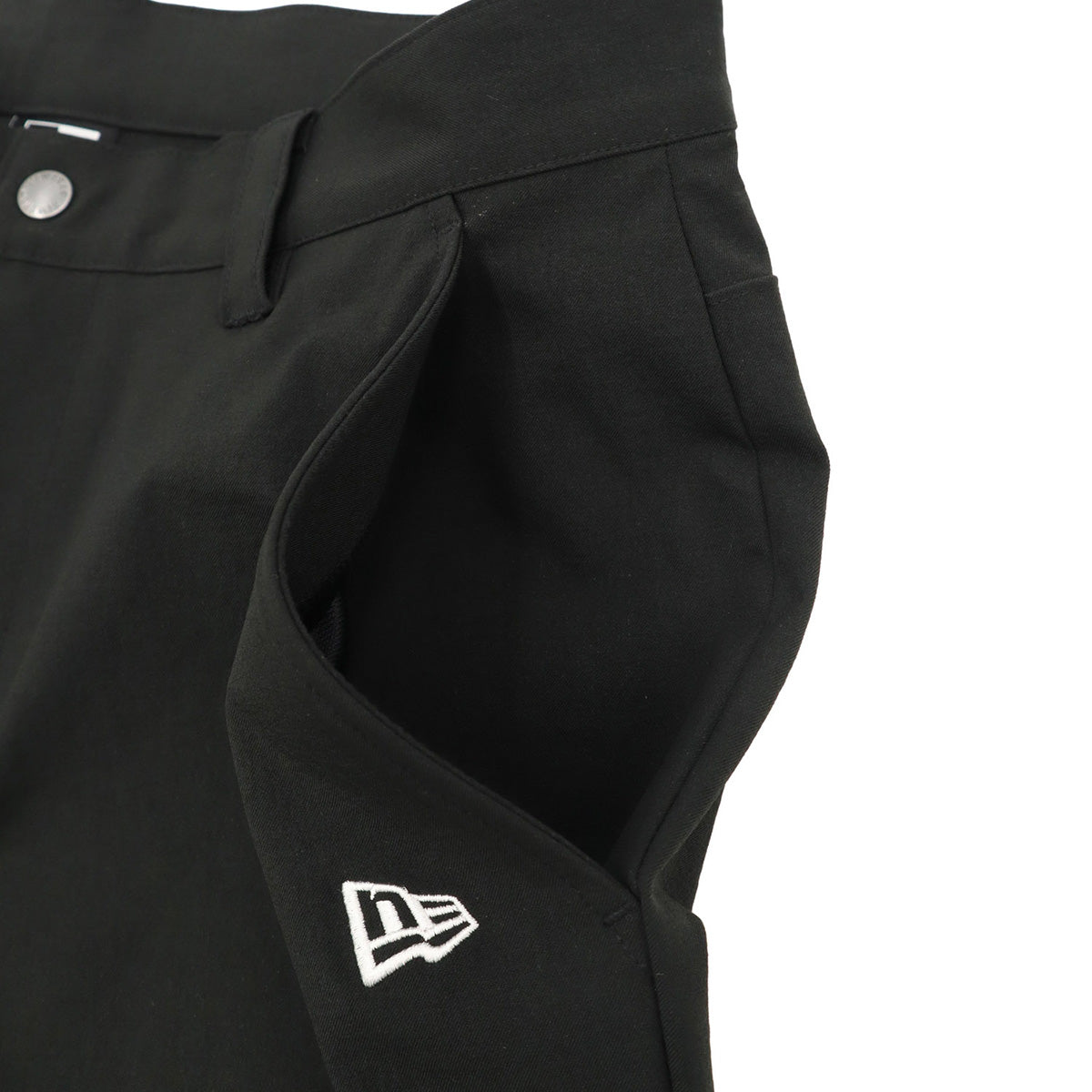 ニューエラ TAPERED STRETCH PANTS 23 ブラック