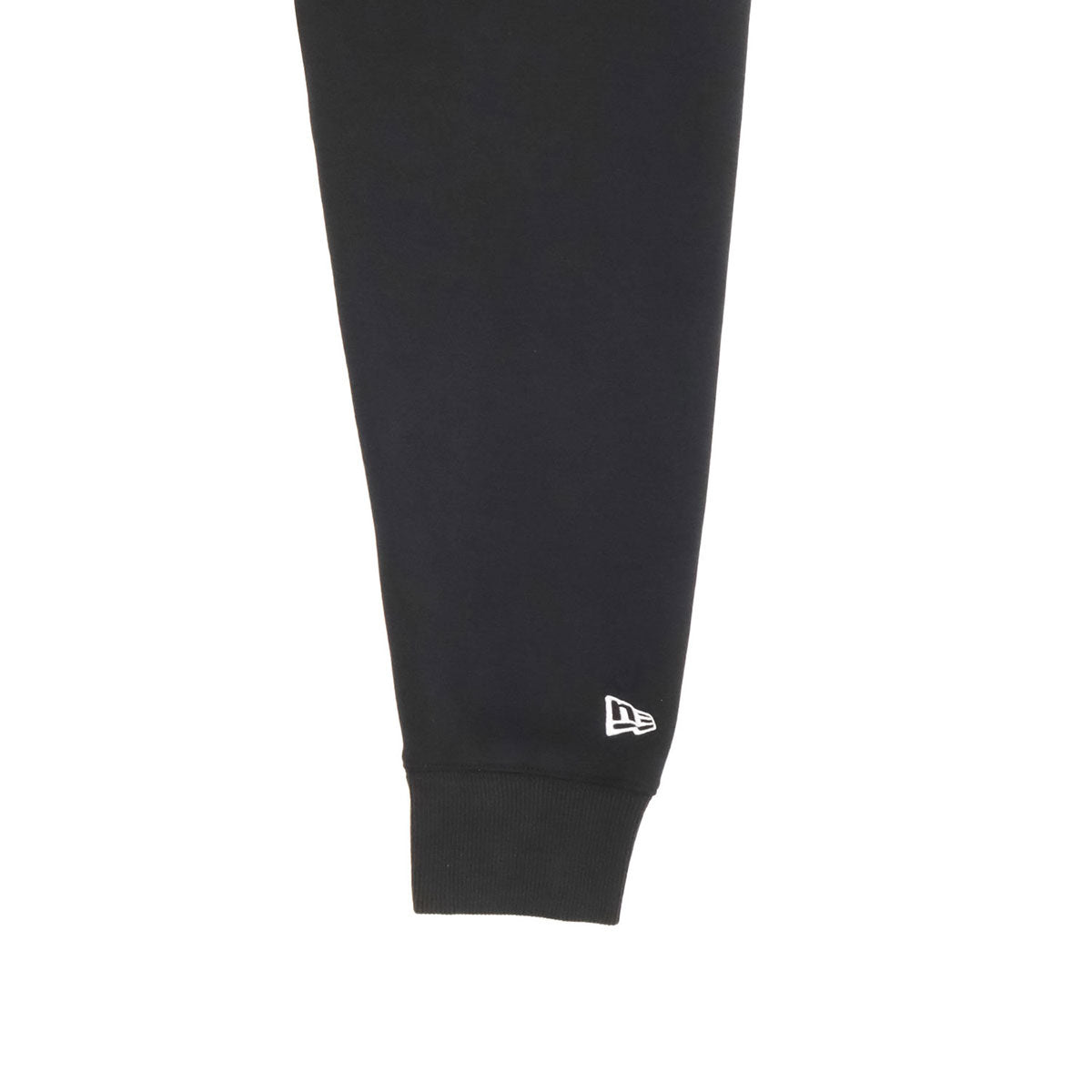 ニューエラ TECH SWEAT PULLOVER HOODIE BOX LOGO ブラック