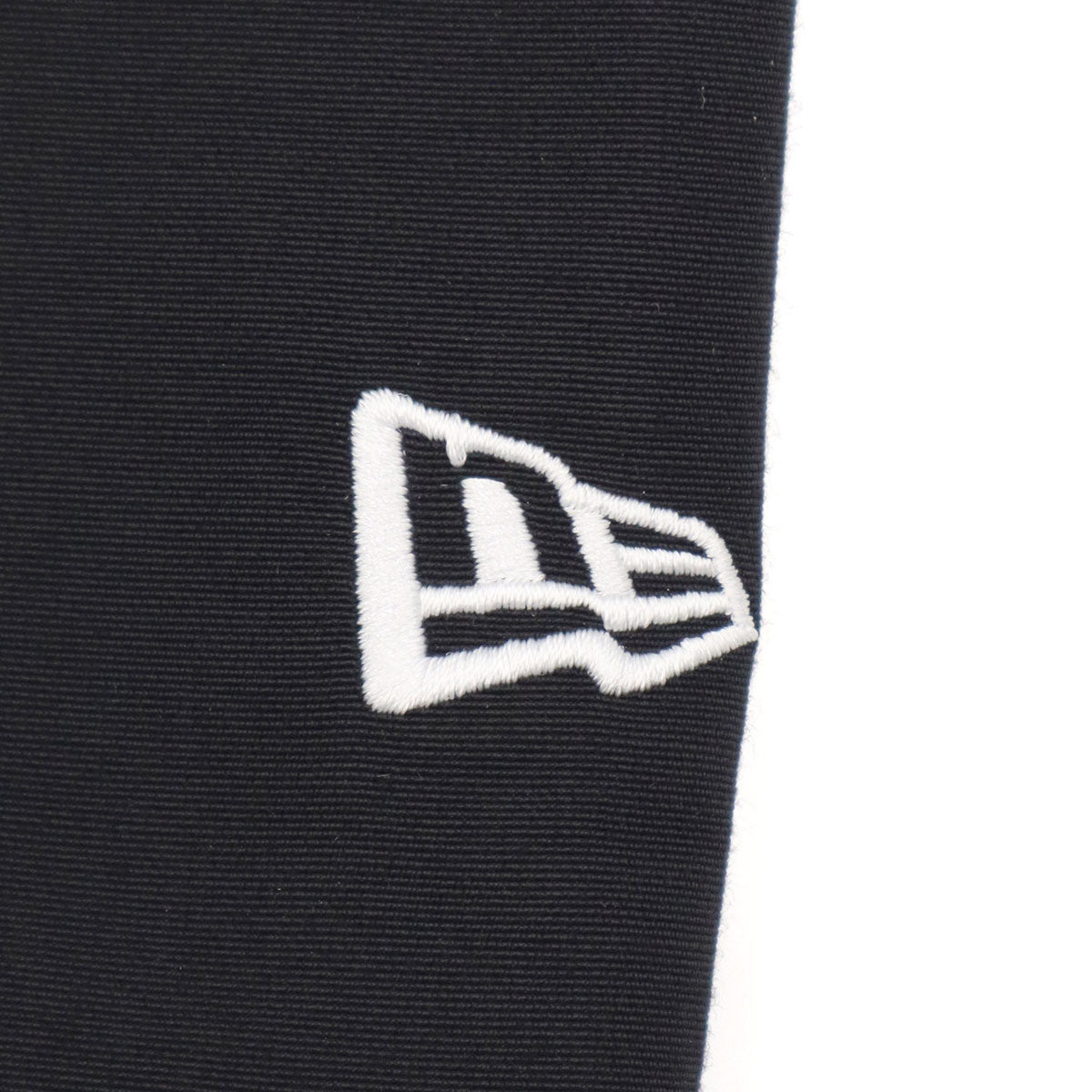 ニューエラ MOUNTAIN PARKA BOX LOGO ブラック