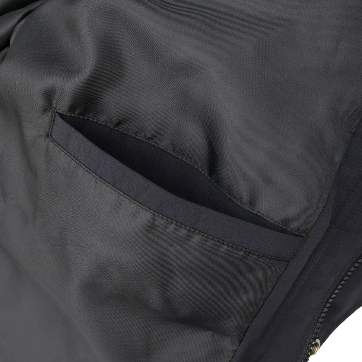 ニューエラ DOWN JACKET BOX LOGO ブラック