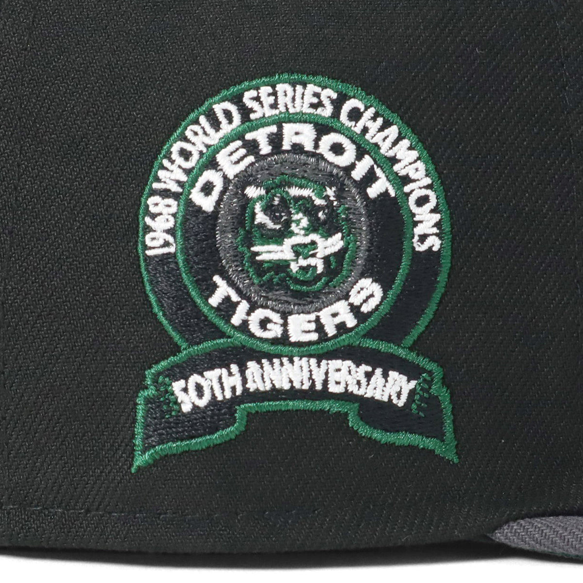 別注 ニューエラ 59FIFTY SIDE PATCH 2-TONE UNDER VISOR DETブラック/グラファイト