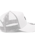 ニューエラ 9FORTY A-FRAME TRUCKER METAL PLATE ホワイト/メタリックブラック