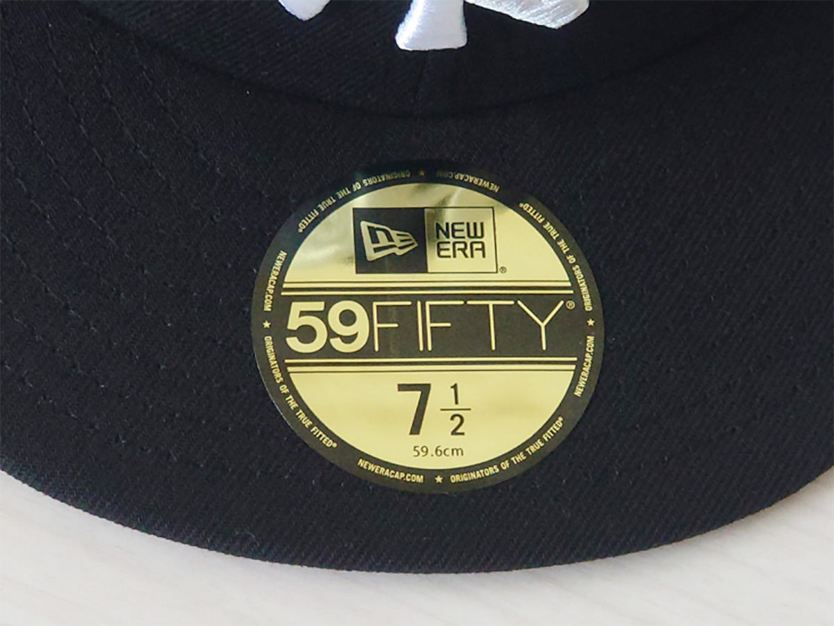 ニューエラキャップのサイズシールは剥がす？残す？歴史と種類を解説