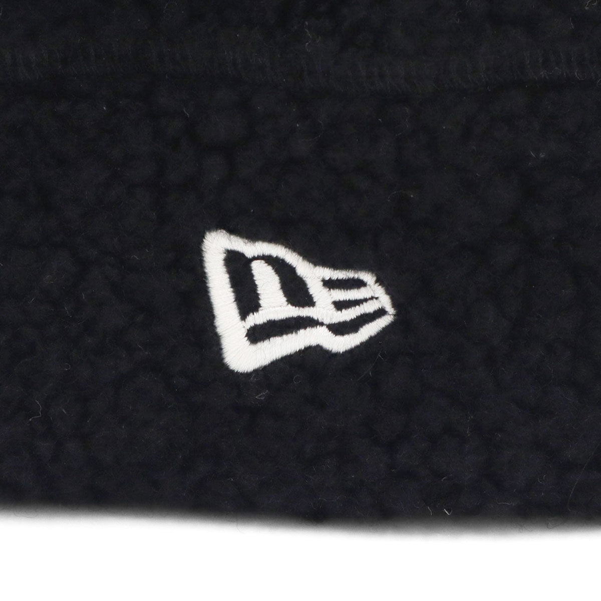 newera-beanie-outdoor