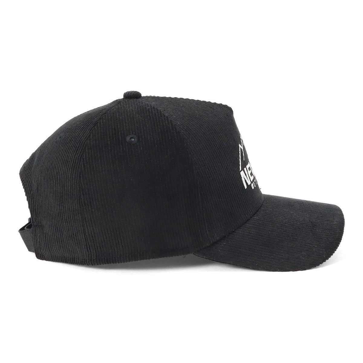 newera-9forty_a-frame-outdoor