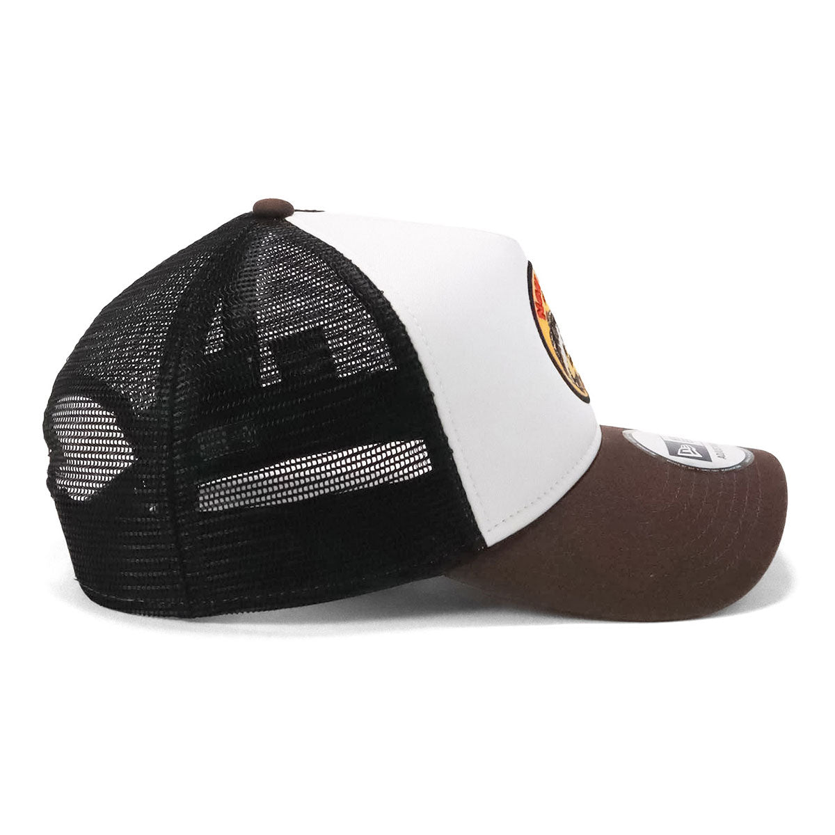 newera-9forty_a-frame_trucker-outdoor
