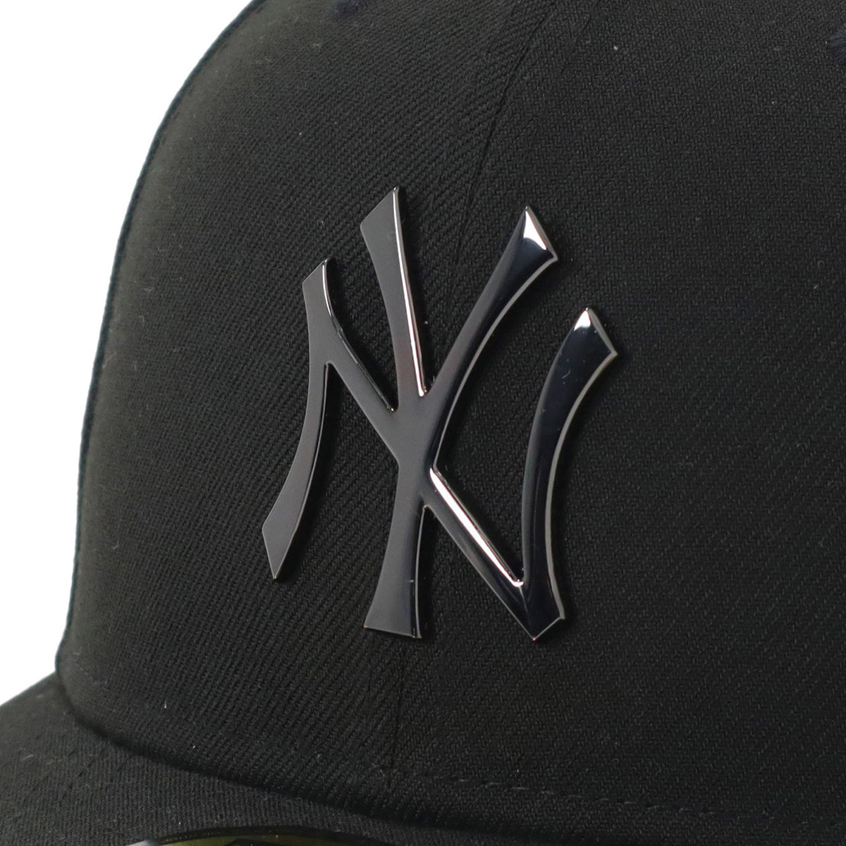 ニューエラ キャップ PRE-CURVED 59FIFTY METAL BADGE MLB NYブラック