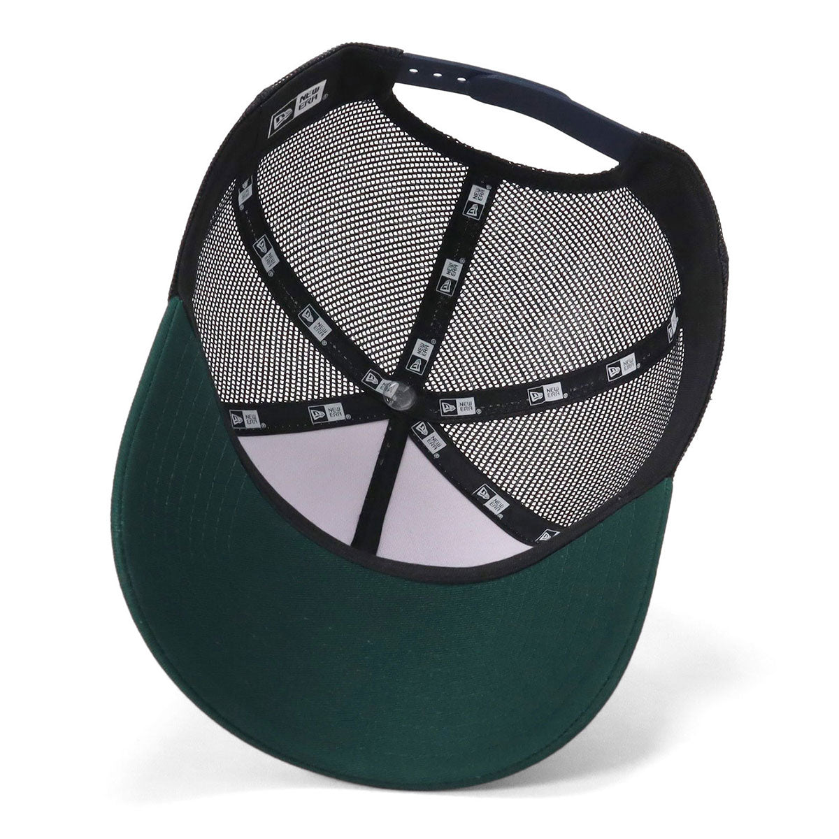 newera-9forty_a-frame_trucker-outdoor