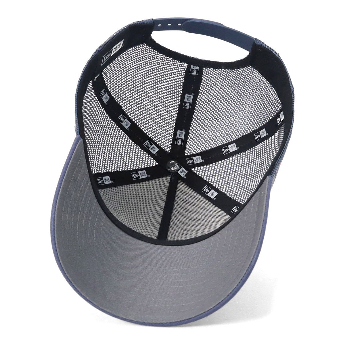 newera-9forty_a-frame_trucker-outdoor