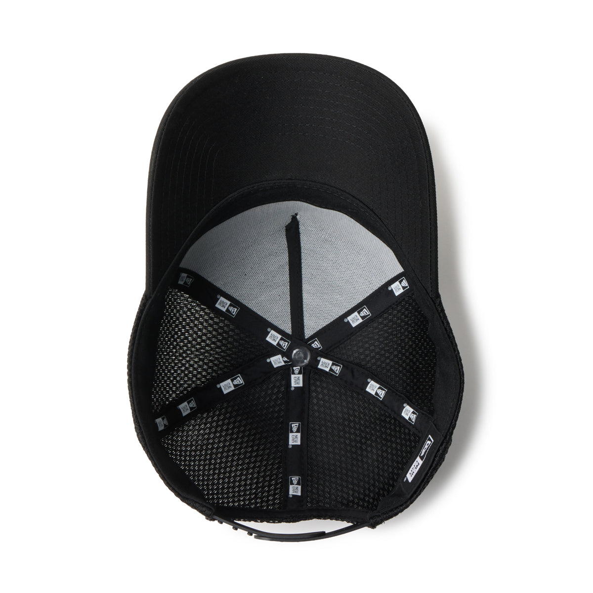 newera-9forty_a-frame_trucker-outdoor