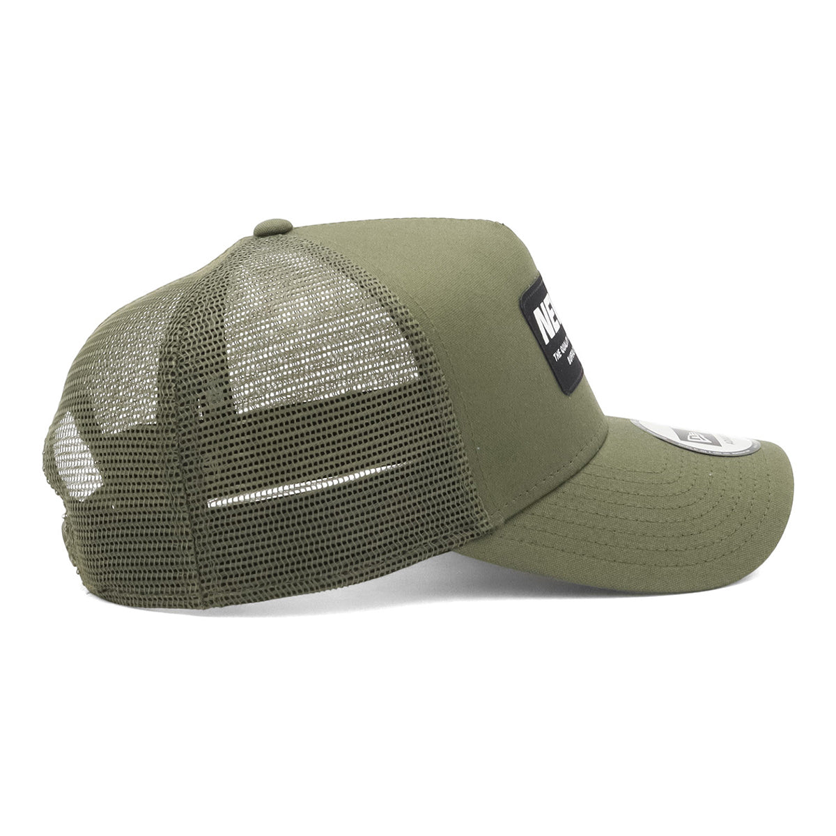 newera-9forty_a-frame_trucker-outdoor