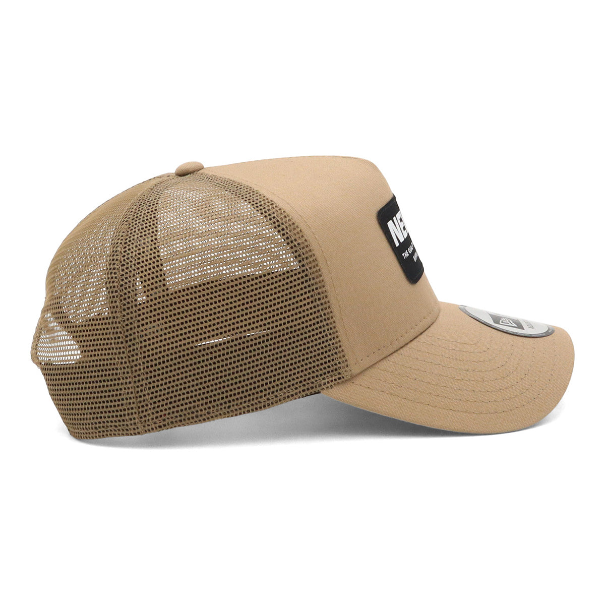 newera-9forty_a-frame_trucker-outdoor