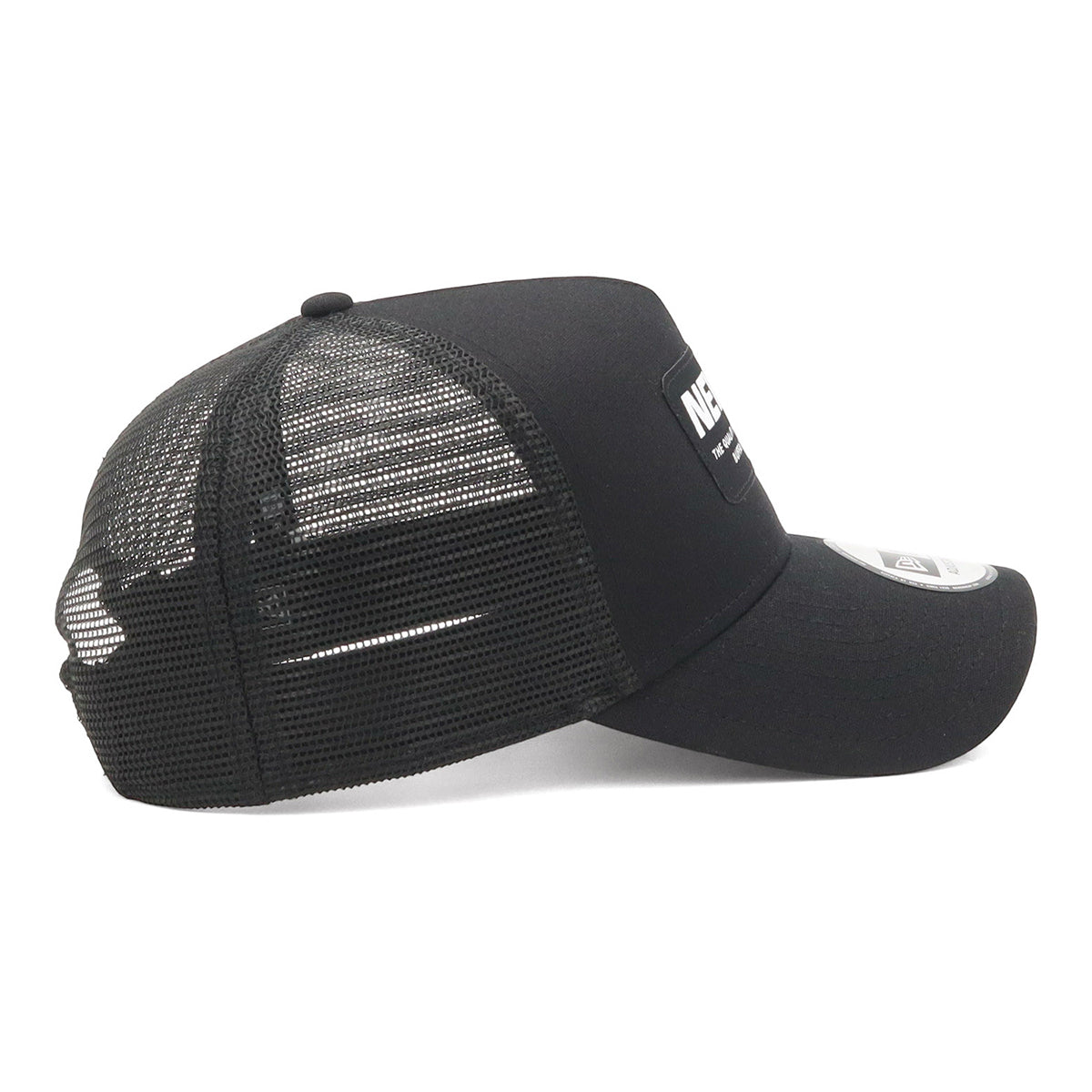 newera-9forty_a-frame_trucker-outdoor