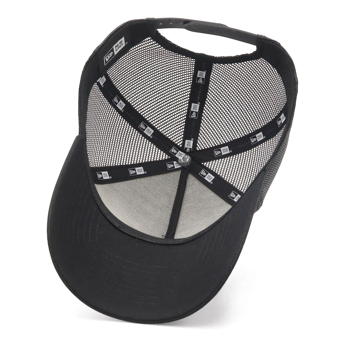 newera-9forty_a-frame_trucker-outdoor