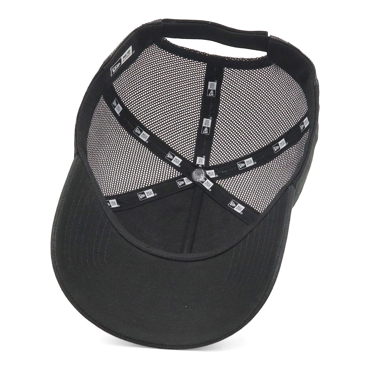 newera-9forty_a-frame_trucker-outdoor