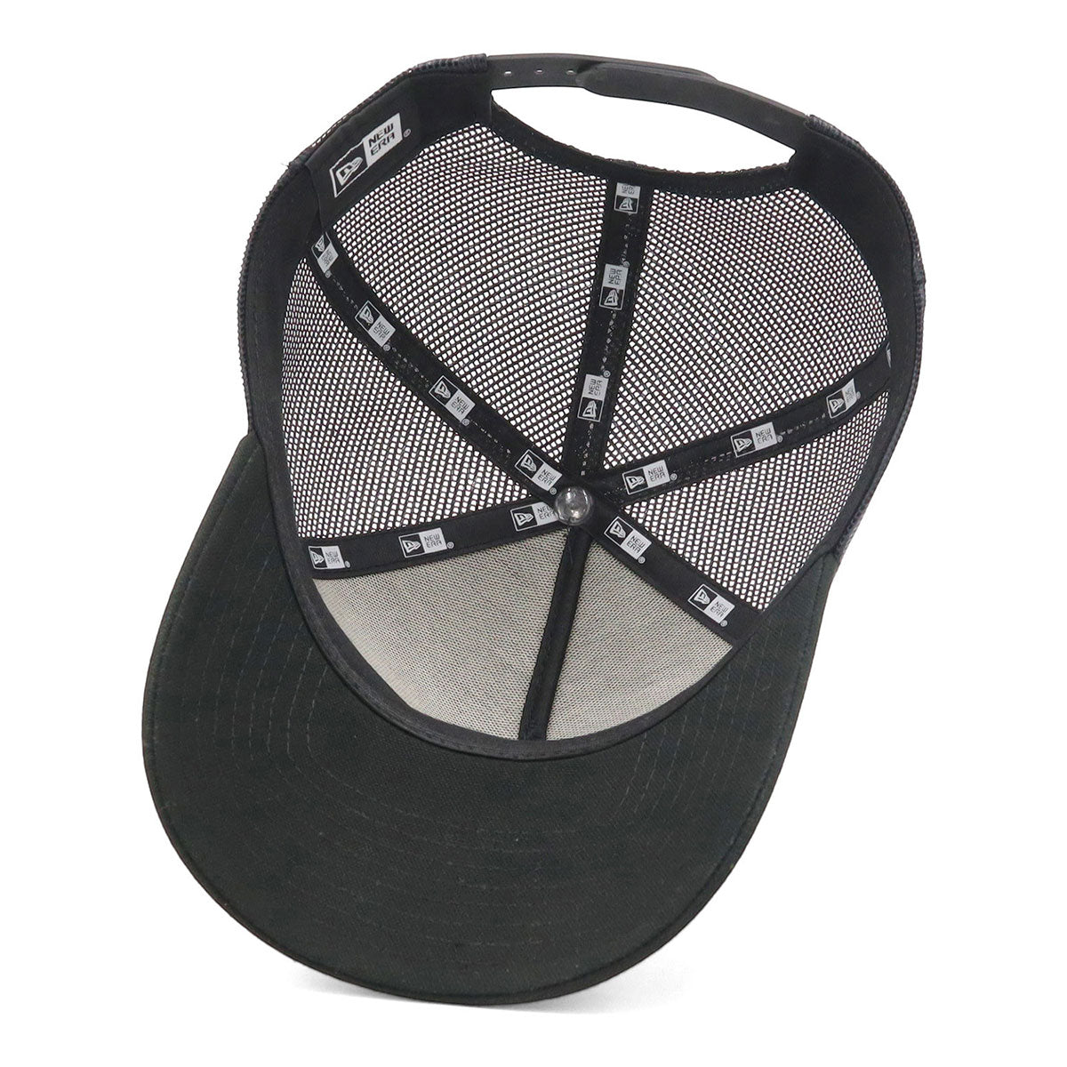 newera-9forty_a-frame_trucker-outdoor