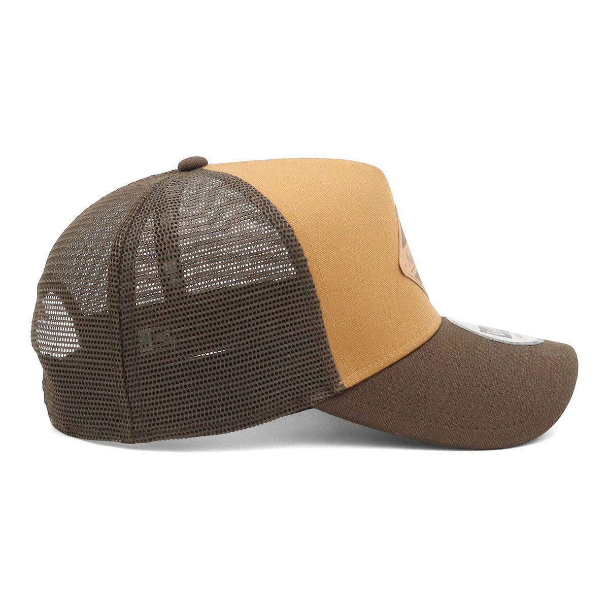 newera-9forty_a-frame_trucker-outdoor