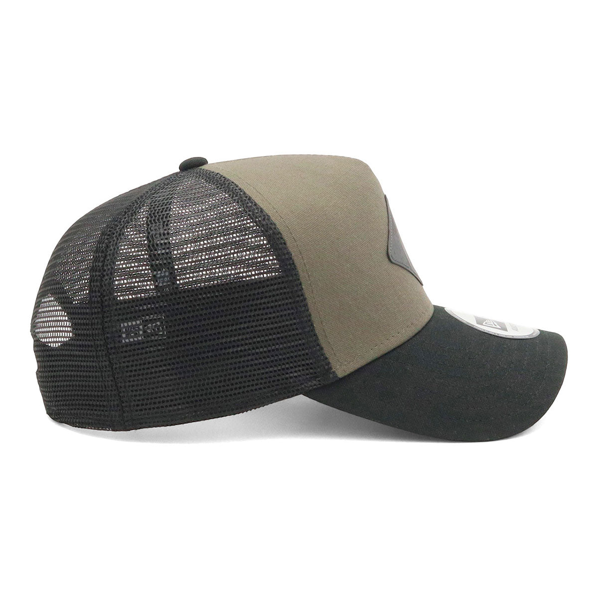 newera-9forty_a-frame_trucker-outdoor