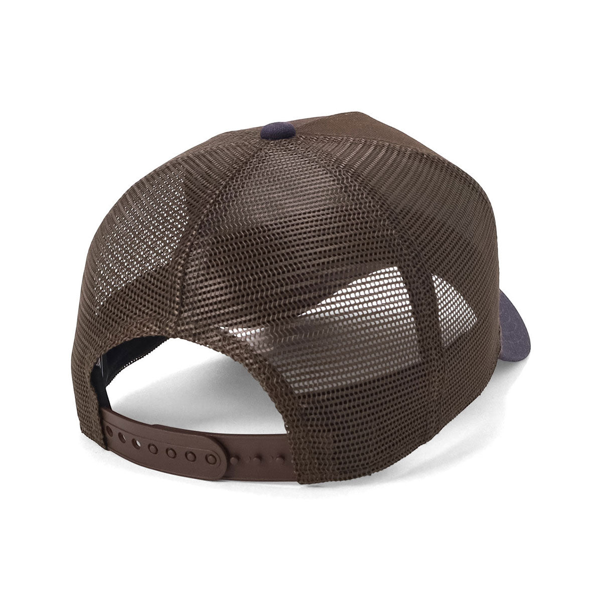 newera-9forty_a-frame_trucker-outdoor