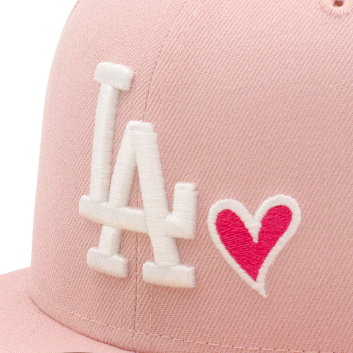 ニューエラ キャップ 59FIFTY HEART UNDER VISOR LAピンクルージュ