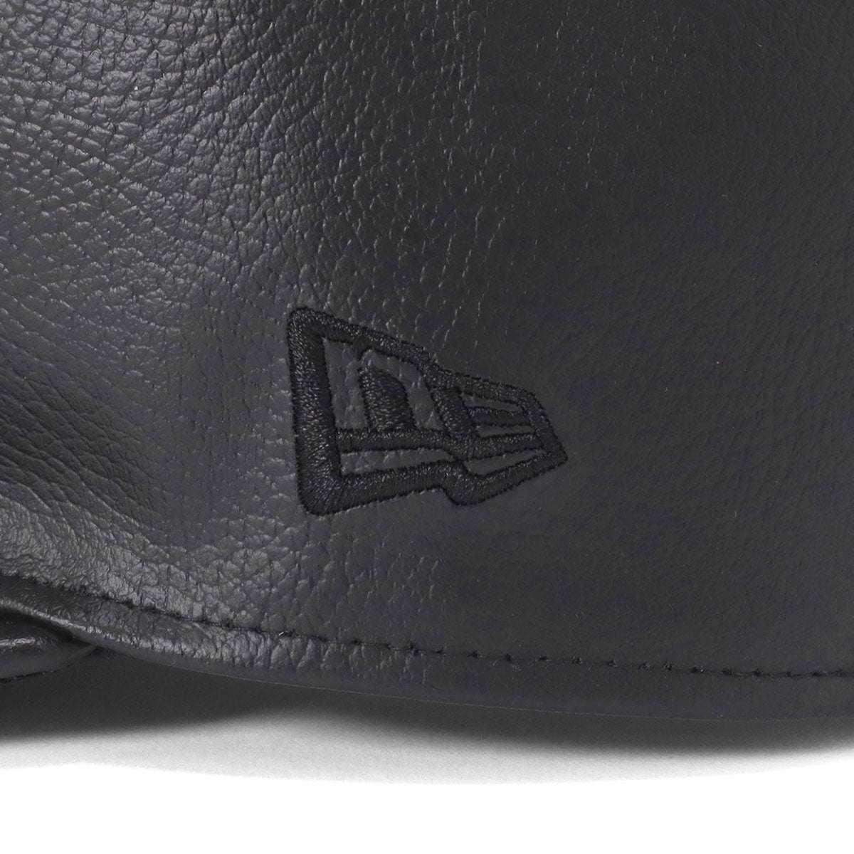 newera-pillbox_snap_back-cap