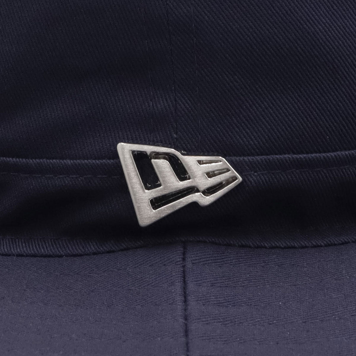 newera-adventure-cap