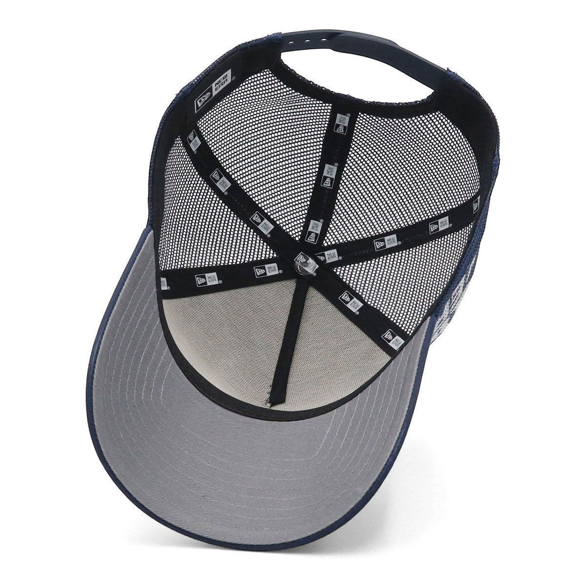 newera-9forty_a-frame_trucker-outdoor
