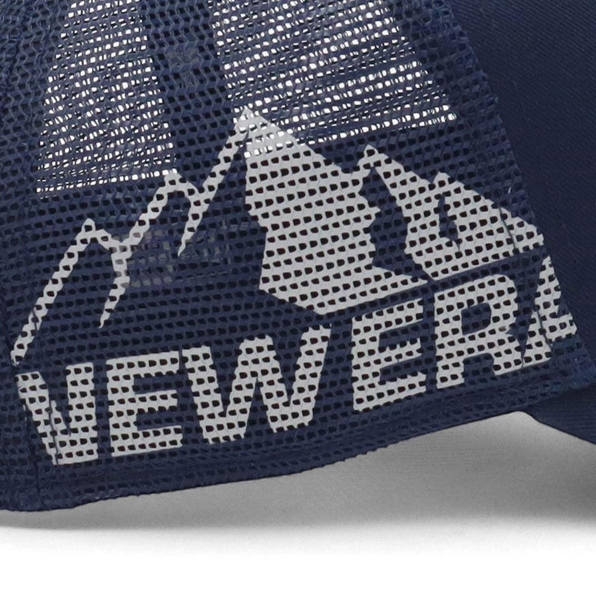 newera-9forty_a-frame_trucker-outdoor