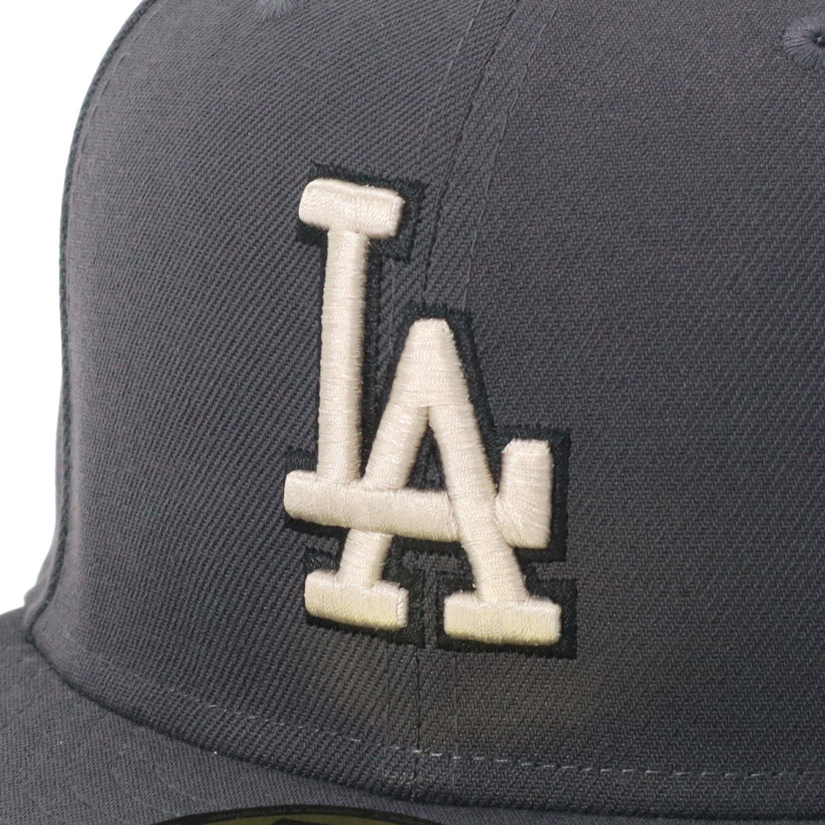 ニューエラ キャップ 59FIFTY UNDER VISOR LAグラファイト – ONSPOTZ